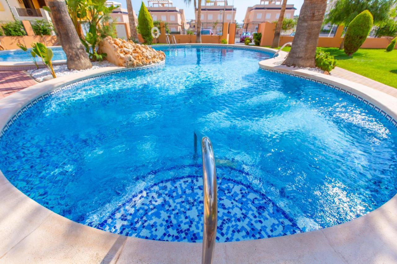 Punta Prima Casa Apartment Torrevieja Luaran gambar